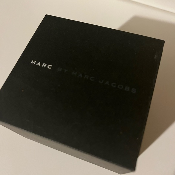 Marc Jacobs Rose Gold Watch main image 4